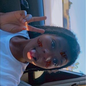 Meet your Posher, Mijanae